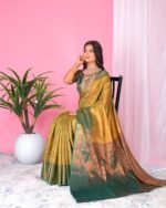 Women Floral Woven Banarasi Saree with Contrast Border - Image 6